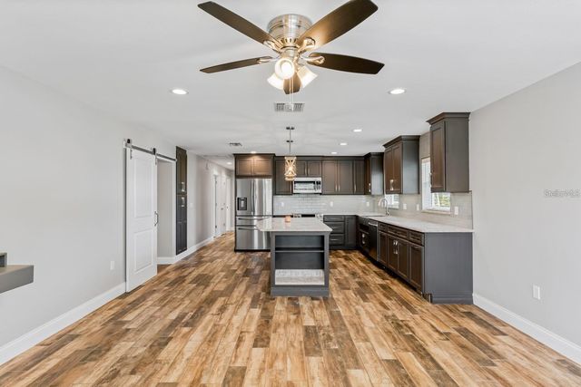 3792 ARKANSAS AVENUE NE, St Petersburg, FL 33703