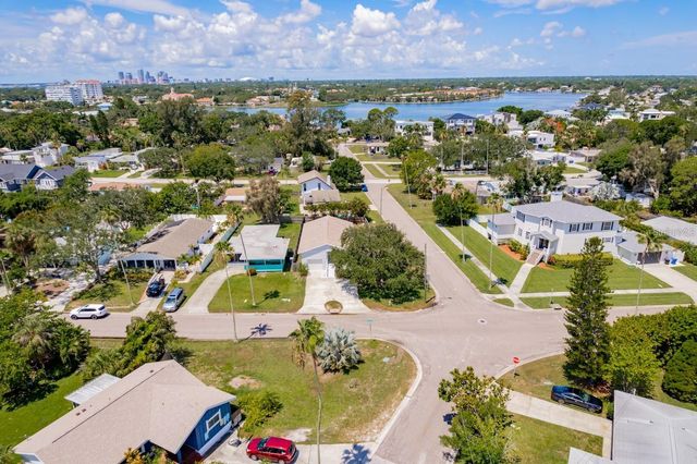 3792 ARKANSAS AVENUE NE, St Petersburg, FL 33703