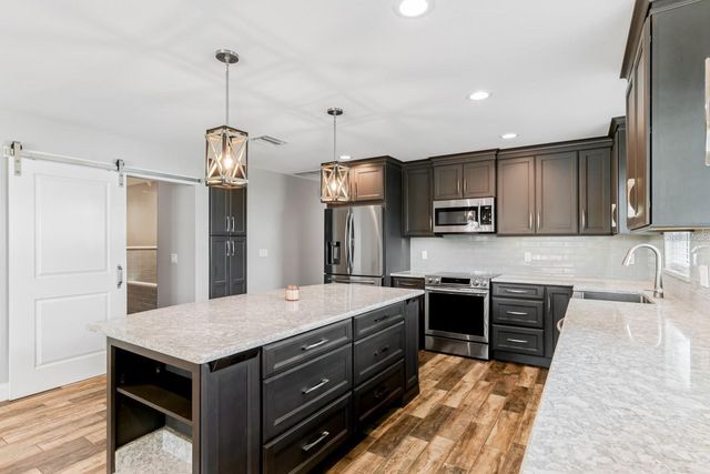3792 ARKANSAS AVENUE NE, St Petersburg, FL 33703