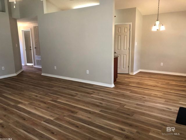 9839 Hollowbrook Avenue, Fairhope, AL 36532