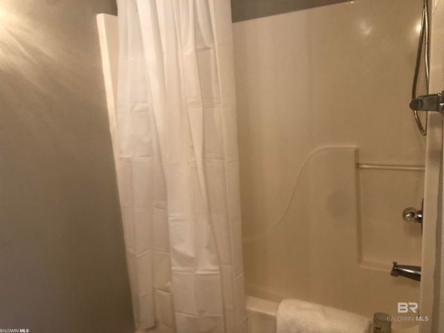 9839 Hollowbrook Avenue, Fairhope, AL 36532