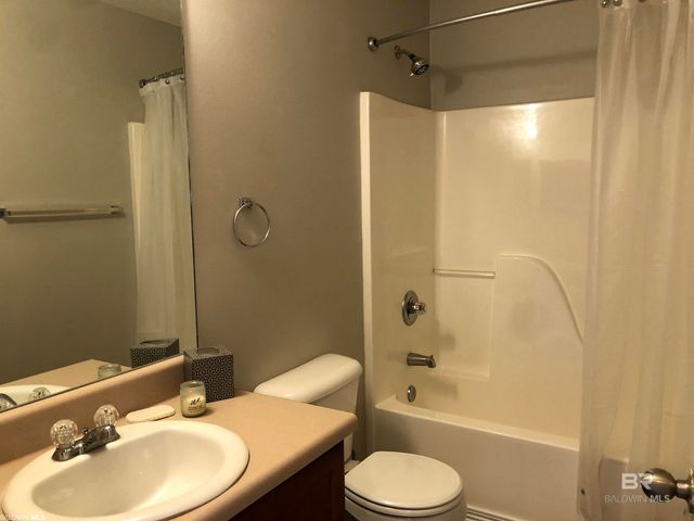 9839 Hollowbrook Avenue, Fairhope, AL 36532