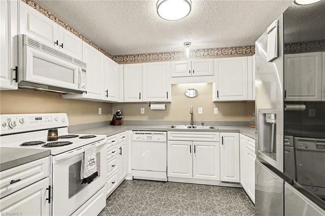 323 Jarrett Road, Thomasville, NC 27360