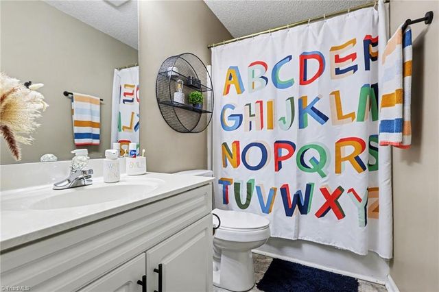 323 Jarrett Road, Thomasville, NC 27360