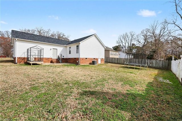 323 Jarrett Road, Thomasville, NC 27360