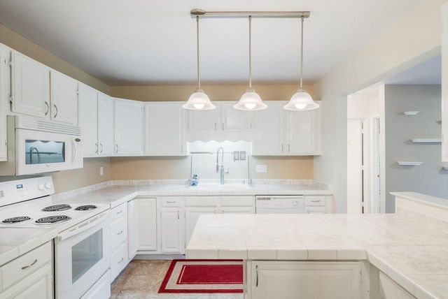 3219 W Meadows COURT #D, Sheboygan, WI 53081