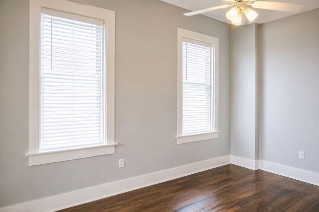 2627 Avenue K 2, Galveston, TX 77550