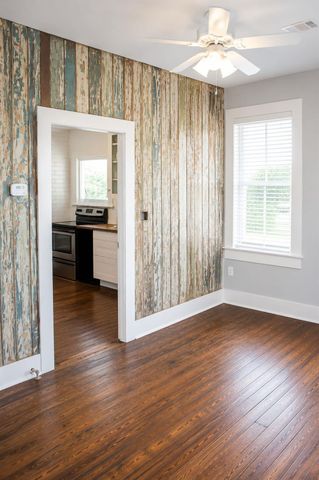 2627 Avenue K 2, Galveston, TX 77550