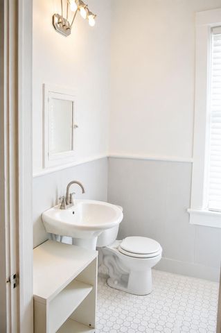 2627 Avenue K 2, Galveston, TX 77550