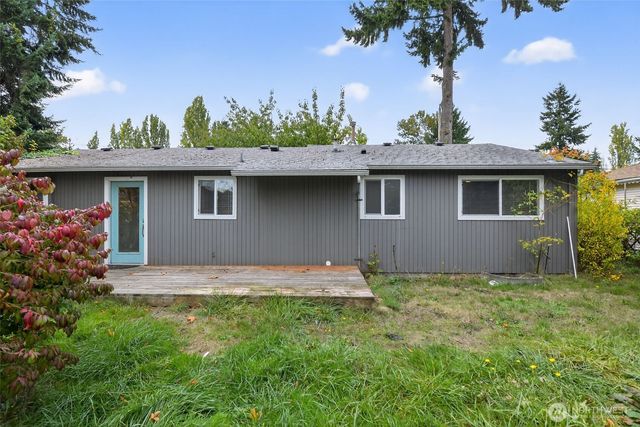 30548 5th Avenue SW, Federal Way, WA 98023