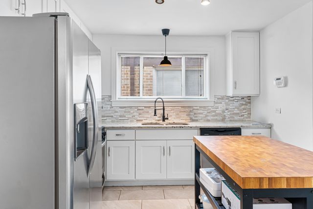 4543 S Leclaire Avenue, Chicago, IL 60638