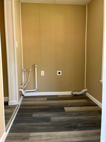 305 N Jackson Street, Huntingburg, IN 47542