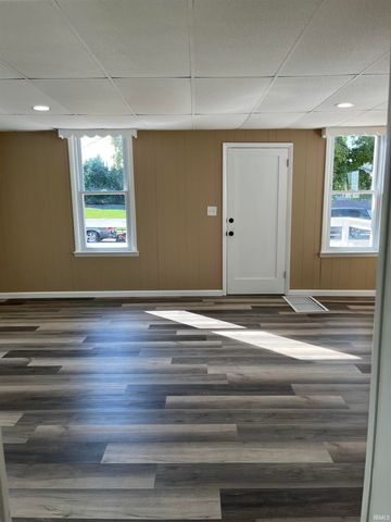 305 N Jackson Street, Huntingburg, IN 47542