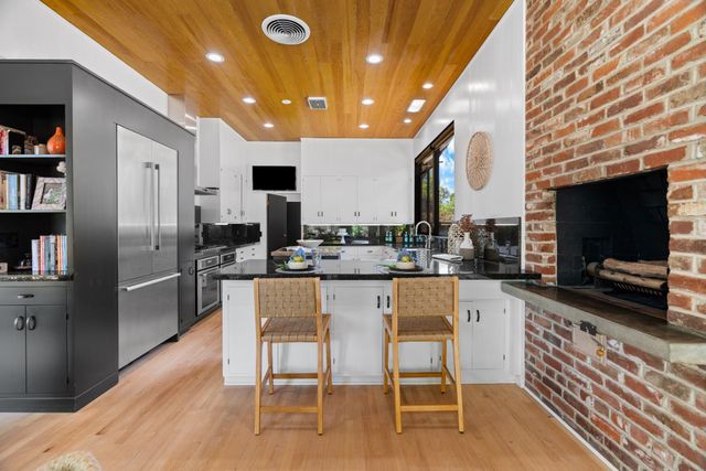 2401 Bonniebrook Dr, Stockton, CA 95207