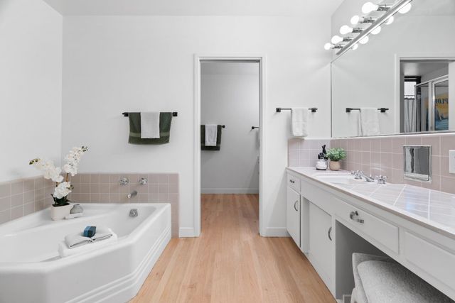 2401 Bonniebrook Dr, Stockton, CA 95207