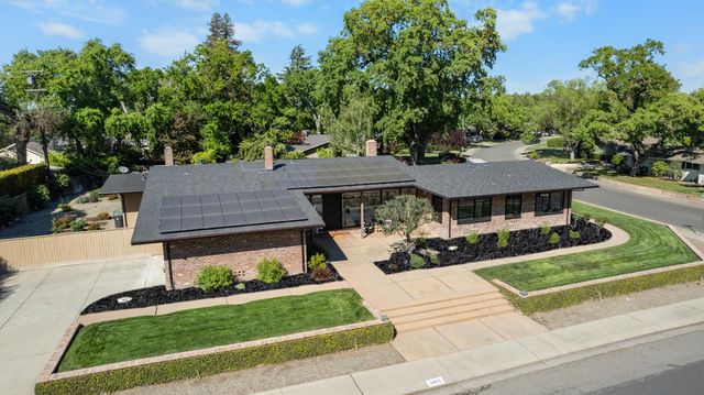 2401 Bonniebrook Dr, Stockton, CA 95207