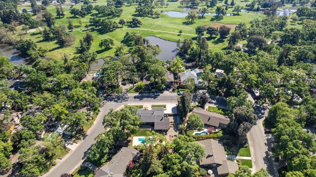 2401 Bonniebrook Dr, Stockton, CA 95207