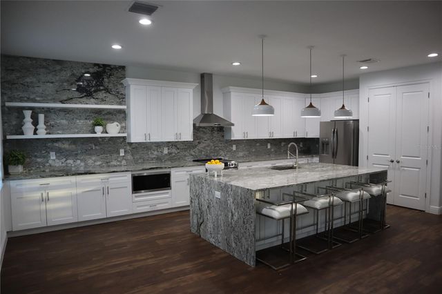 8331 PEGGY STREET, Tampa, FL 33615