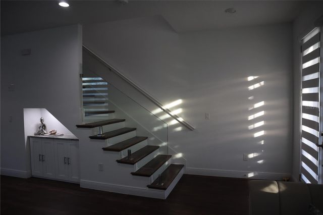 8331 PEGGY STREET, Tampa, FL 33615