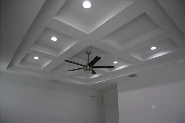 8331 PEGGY STREET, Tampa, FL 33615