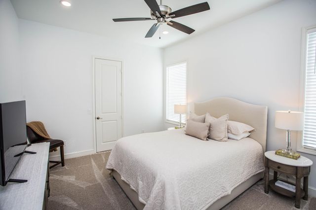 209 S Holliday Street, Plainview, TX 79072