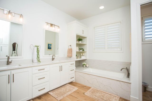 209 S Holliday Street, Plainview, TX 79072