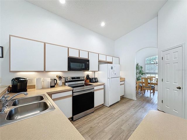 344 BLOOMINGDALE DRIVE, Davenport, FL 33897