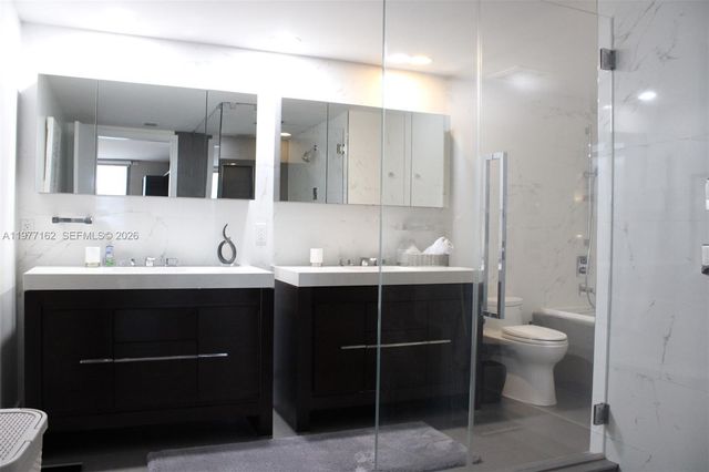 31 SE 6th St 1801, Miami, FL 33131