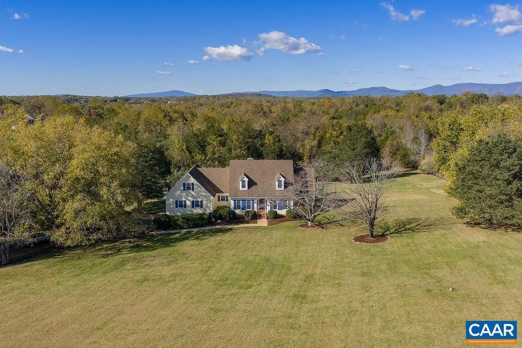 5858 ADVANCE MILLS RD, Ruckersville, VA 22968