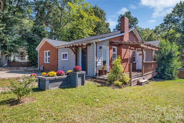 1111 E Park Drive, Gastonia, NC 28054