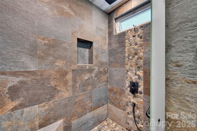 1111 E Park Drive, Gastonia, NC 28054