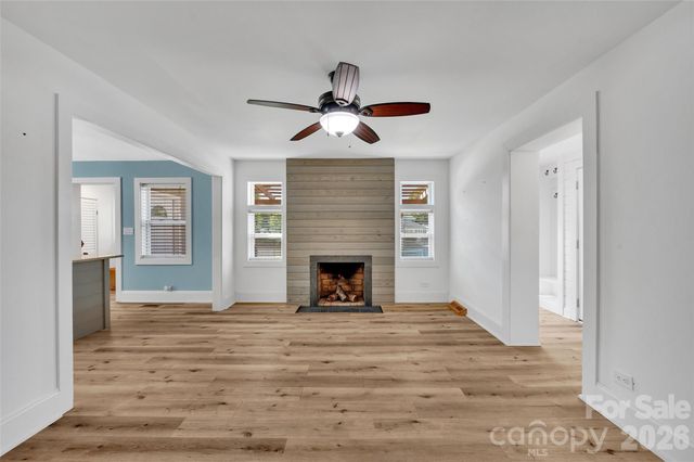 1111 E Park Drive, Gastonia, NC 28054