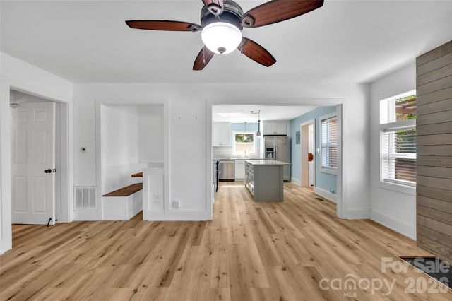 1111 E Park Drive, Gastonia, NC 28054