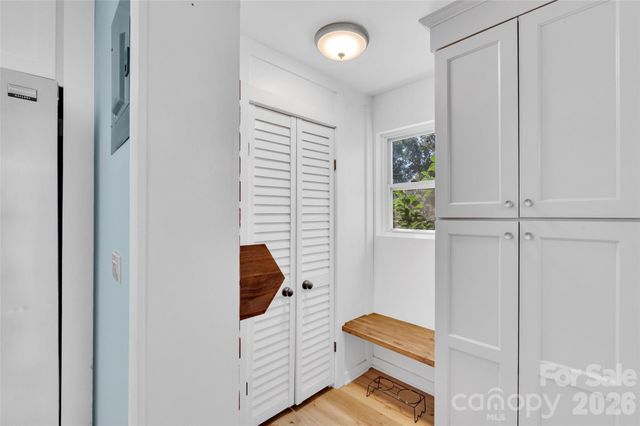 1111 E Park Drive, Gastonia, NC 28054