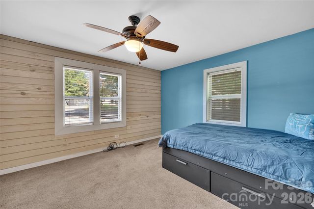 1111 E Park Drive, Gastonia, NC 28054