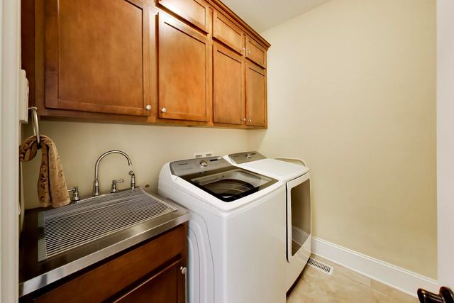 1301 N Chicago Avenue, Arlington Heights, IL 60004