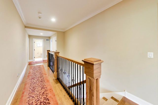 1301 N Chicago Avenue, Arlington Heights, IL 60004