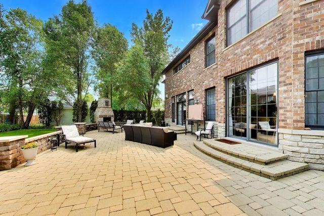 1301 N Chicago Avenue, Arlington Heights, IL 60004