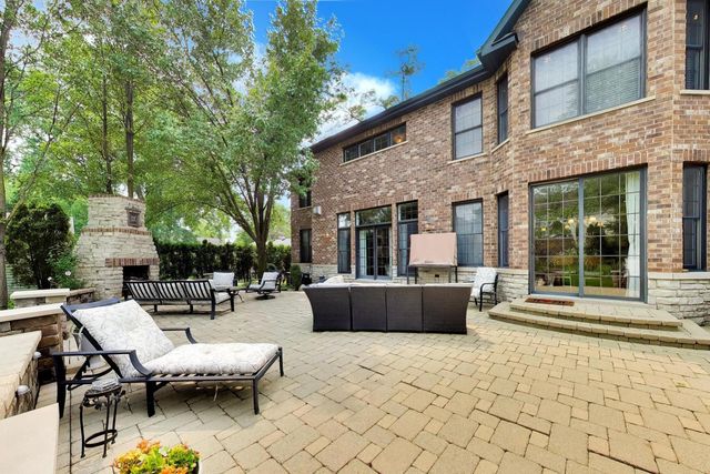1301 N Chicago Avenue, Arlington Heights, IL 60004