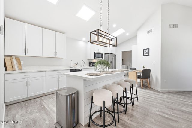 4129 E SAN GABRIEL Avenue, Phoenix, AZ 85044