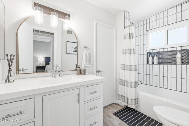 4129 E SAN GABRIEL Avenue, Phoenix, AZ 85044