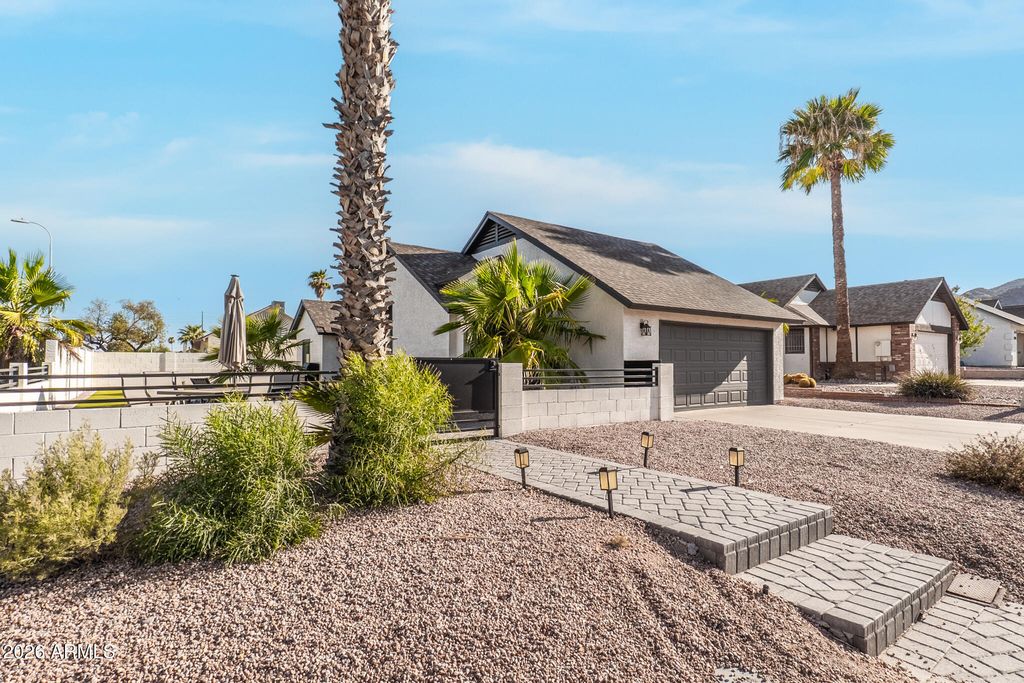 4129 E SAN GABRIEL Avenue, Phoenix, AZ 85044