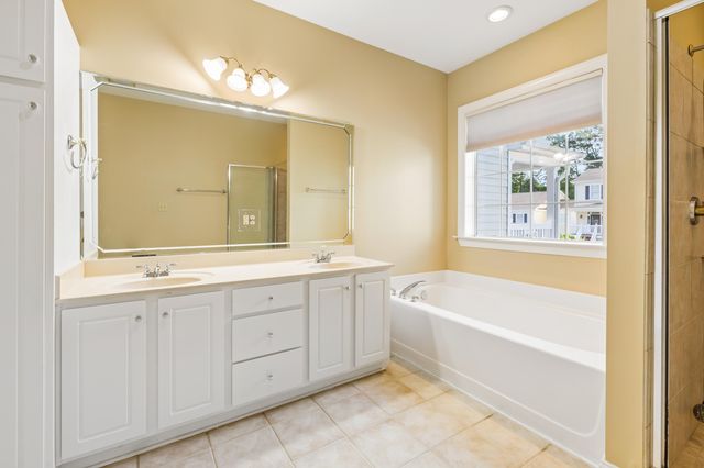 5365 5th Fairway Drive, Hollywood, SC 29449