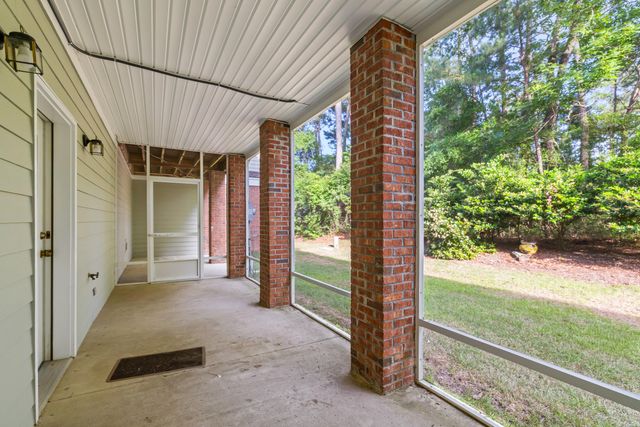 5365 5th Fairway Drive, Hollywood, SC 29449