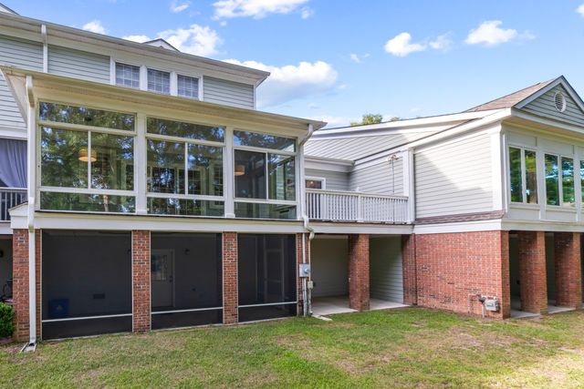 5365 5th Fairway Drive, Hollywood, SC 29449