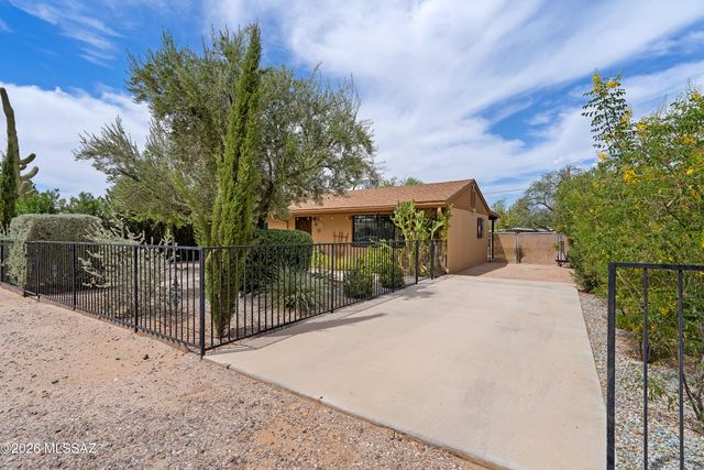 5037 E Baker Street, Tucson, AZ 85711