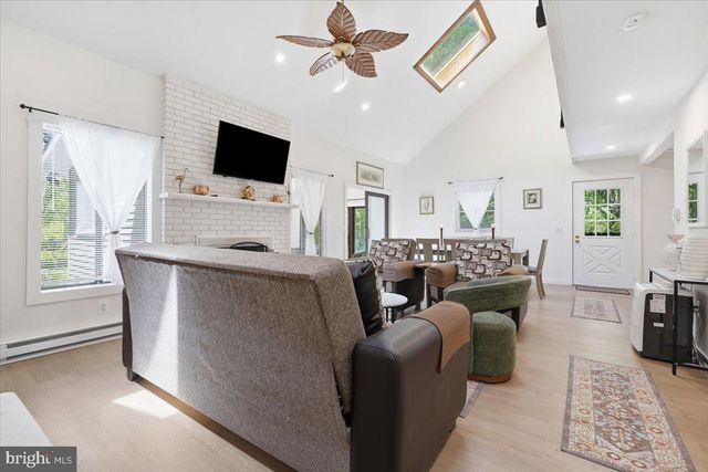 4172 BROOK CT, Tobyhanna, PA 18466
