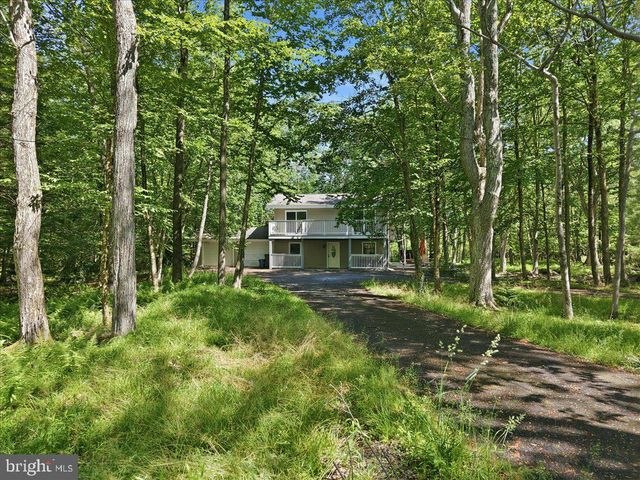 4172 BROOK CT, Tobyhanna, PA 18466