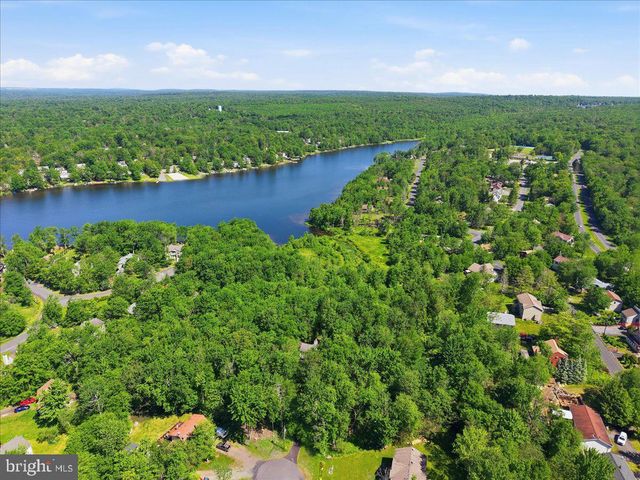 4172 BROOK CT, Tobyhanna, PA 18466