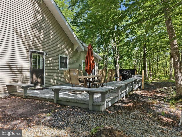 4172 BROOK CT, Tobyhanna, PA 18466